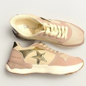 NWOT Vintage Havana Run Fashion Sneakers size 8 1/2